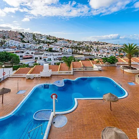 Great Terrace Ac In Heated Pool Wifi Parking Адехе